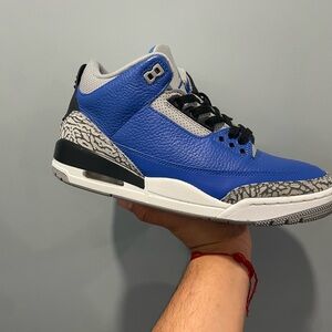 Air Jordan 3 Retro Sneakers